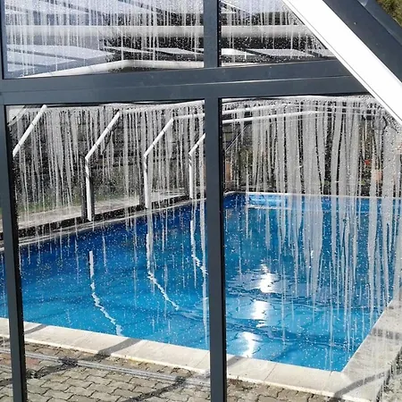 Sleeps 10 Pool Wifi Vila Corgna