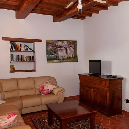 Вилла Sleeps 10 Pool Wifi Corgna